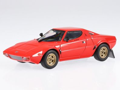 Lancia Stratos 1974 rot Modellauto 940125020 Maxichamps 1:43