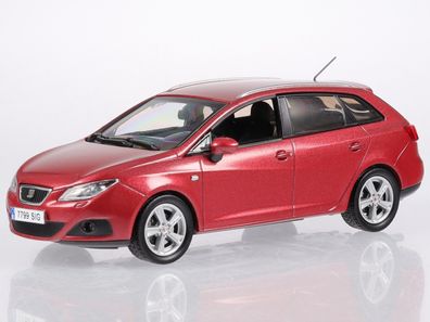 Seat Ibiza ST Dakota red Modellauto Seat Auto Emocion in Vitrine 1:43