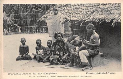 AK Deutsch-Ostafrika DOA Wasuahili Frauen bei der Haarfrisur gel. Udjidji 1914