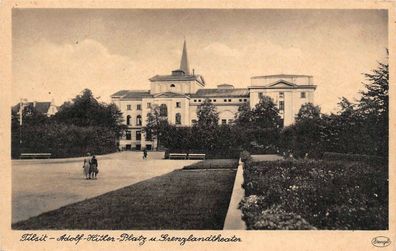 Tilsit Adolf-Hitler-Platz u. Grenzlandtheater Postkarte AK