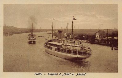 Ausfahrt der Schiffe Odin und Hertha Stettin Pommern Postkarte AK 1926