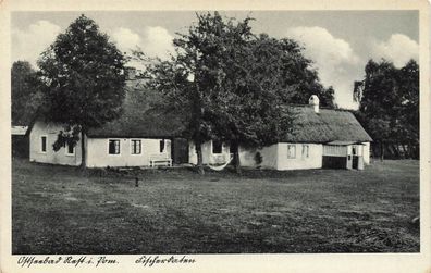 Fischerhäuser in Ostseebad Nest Pommern Postkarte AK