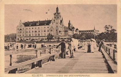 Strandschloss und Brückenpromenade Kolberg Pommern Postkarte AK 1917