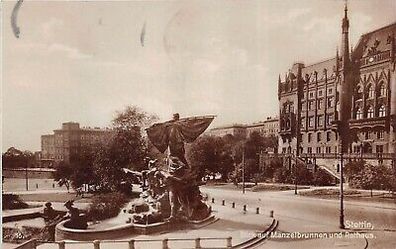 Stettin Blick auf Manzelbrunnen und Rathaus Postkarte AK 1931