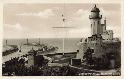 Ansicht Hafeneinfahrt Ostseebad Kolberg Pommern Postkarte AK