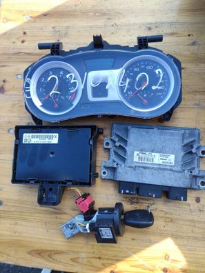 S120200105A 8200522357 Renault Clio 2 Motorsteuergerät Set