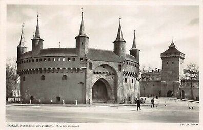 Krakau Rundbastei und Floriantor (Alte Stadtmauer) Postkarte AK