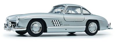 Schuco 450045200 MB 300 SL Flügelt. silb. 1:18 1:18