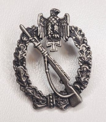 Pin Infanterie Sturmabzeichen - 2,5 x 3 cm