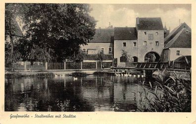 Grafenwöhr Stadtweiher mit Stadttor Postkarte AK