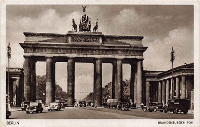 Brandenburger Tor in Berlin Postkarte AK