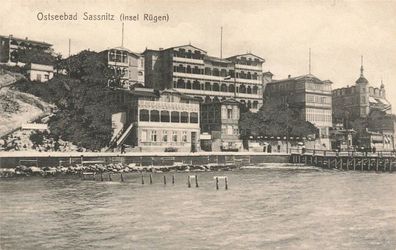 Blick auf Hotels Ostseebad Sassnitz Rügen Mecklenburg-Vorpommern Postkarte AK