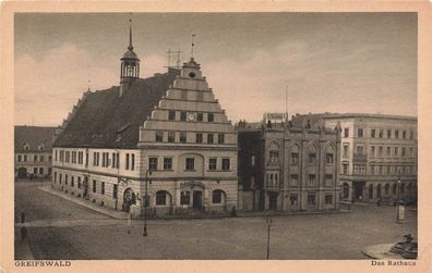 Das Rathaus mit Polizeidirektion in Greifswald Mecklenburg-Vorpommern AK