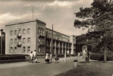 Ernst-Thälmann-Heim in Zinnowitz Mecklenburg-Vorpommern Postkarte AK 1971