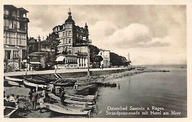 Ostseebad Sassnitz a. Rügen Strandpromenade mit Hotel am Meer AK