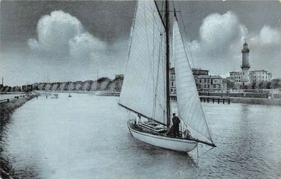 Ostseebad Warnemünde Ausfahrende Segeljacht AK 1915