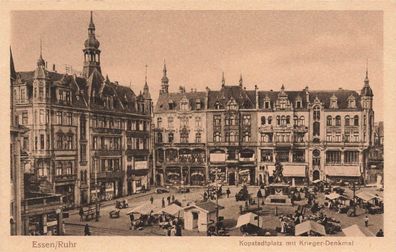 Kopstadtplatz mit Krieger-Denkmal in Essen Nordrhein-Westfalen Postkarte AK