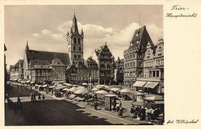 Hauptmarkt in Trier Rheinland-Pfalz Postkarte AK 1949