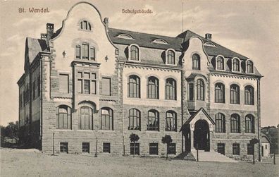 Schulgebäude in St. Wendel Saarland Postkarte AK 1915