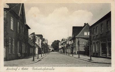 Blick auf die Bahnhofstraße in Nortorf Schleswig-Holstein Postkarte AK 1943