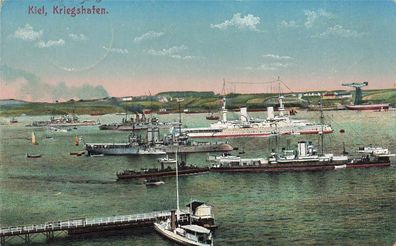 Kriegshafen in Kiel Schleswig-Holstein Postkarte AK 1913