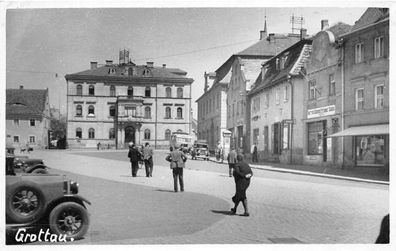 Grottau / Hrádek nad Nisou Omnibus, PKW Männer auf Markt Geschäfte Orig. Foto