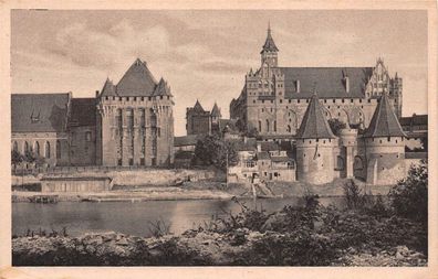 Marienburg (Westpr.) Hoch- und Mittelschloß Westansicht Postkarte AK