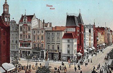 Thorn / Torun Markt Geschäfte, belebte Strasse Postkarte gel. 1915 Podgorz