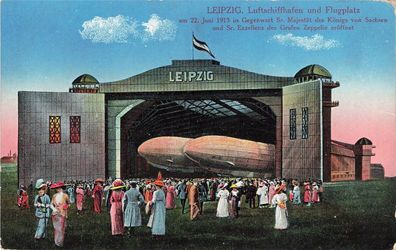 Zeppelin Luftschiffhafen und Flugplatz Leipzig Sachsen Postkarte AK 1915