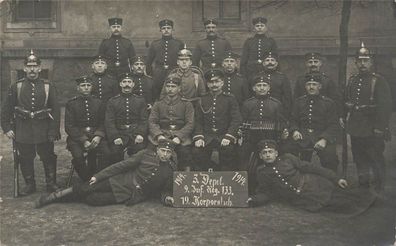 Fotokarte 1. WK Gruppenfoto Soldaten Infantrie-Regt. 133 Zwickau Sachsen