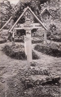 Foto AK 1. WK deutsches Heldengrab Res.-Infanterie Regiment Nr. 11 Frankreich