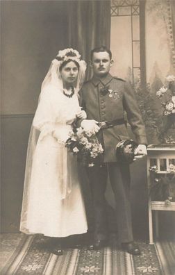 Fotokarte 1. WK Hochzeit Soldat Sachsen Pickelhaube EK-2 Friedrich August Medaill