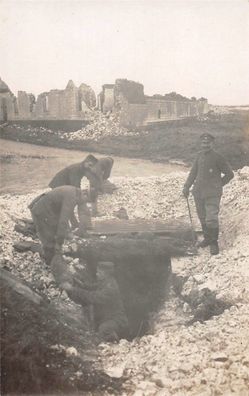 Pioniere an der Arbeit Erdbunker Boisleux-Saint-Marc Frankreich 1917