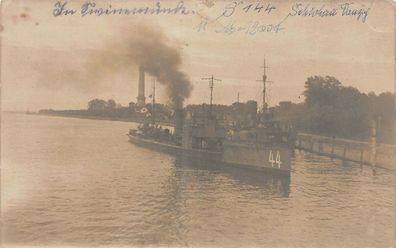 Torpedoboot 44 im Hafen von Swinwmünde Orig. Foto 1. WK