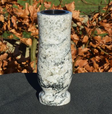 Vase Grabvase aus Viscont Granit