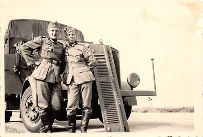 Deutsche Wehrmacht mit LKW Magirus Orig. Foto 2. WK