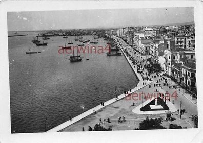 Promenade mit Hafen in Saloniki Griechenland