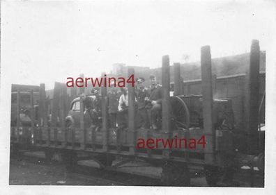 deutsche Soldaten im Hafen in Aalborg Dänemark