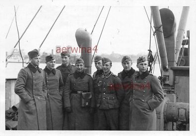 deutsche Soldaten Rathaus Frachter Hafen Oslo Norwegen