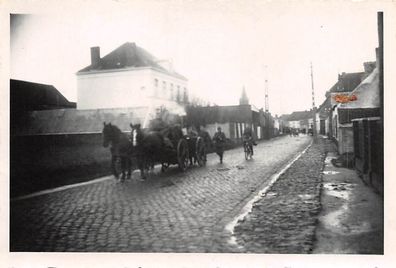 Deutsche Soldaten Marsch Strasse in Flandern Belgien