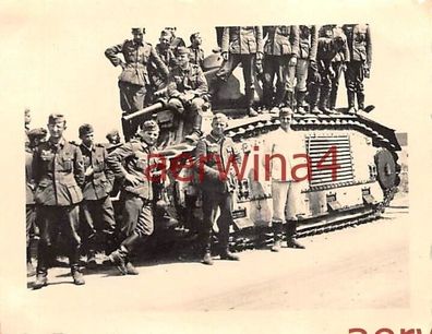 Erbeutet franz. Panzer Char B1 bei Arras Frankreich