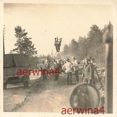 Vormarsch deutsche LKW bei Reims Frankreich