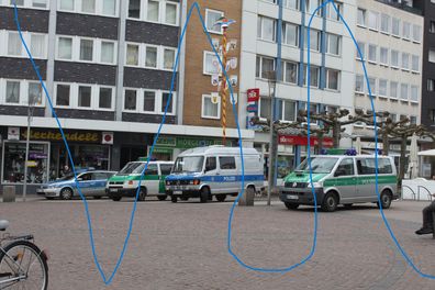 Foto Polizei Mülheim VW Passat T4 T5 Mercedes Karneval 2017 (20 x 15 cm)