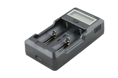 Technoline BC 200 Universal-Ladegerät mit LCD Display und USB-Anschluss