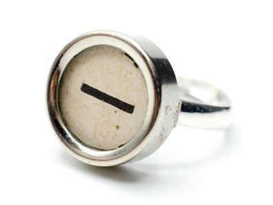 Strich Bindestrich Tasten Ring Miniblings Schreibmaschinentaste Weiß Upcycling