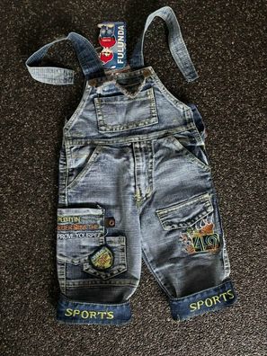 Baby Kinder Jungen Jeans Latzhose Hose blau Patches 1 2 3 4 5 Jahre Top Neu