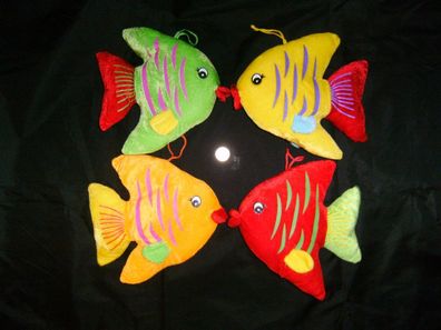 1 Plüschtier Fisch 24cm Fische Kuscheltiere Stofftiere Zierfische Aquarium Angler