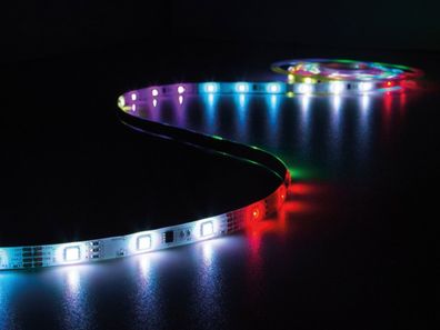 KIT MIT Digital Animiertem LED BAND, Steuergerät UND Stromversorgung RGB 150 LE