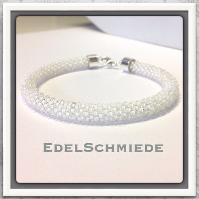 Edelschmiede925 Häkelarmband aus Glasperlen in weiß mit 925 Silber