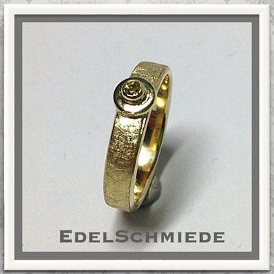 Edelschmiede925 breiter Goldring 585/- mit gelben Safir Ringgröße 52